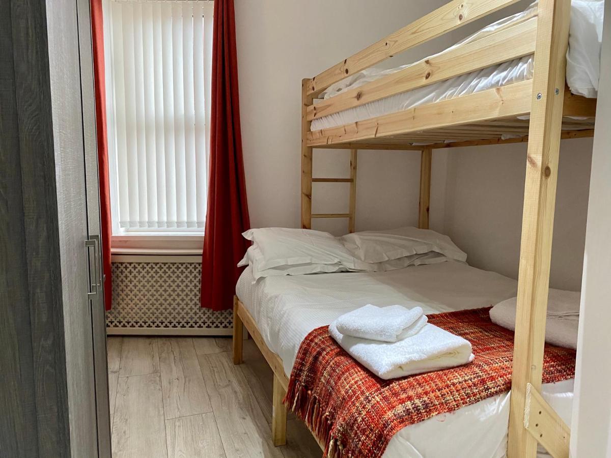 Simpson Beach View Apartments By Blackpool Service Apartments المظهر الخارجي الصورة
